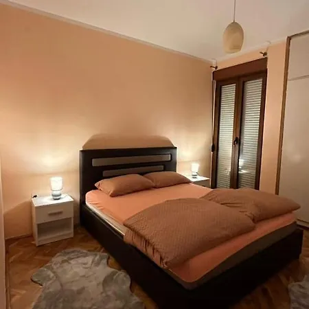 Apartament Majdini Clock Tower