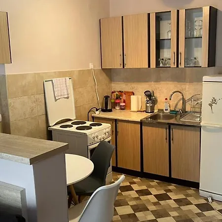 Majdini Clock Tower Апартаменти